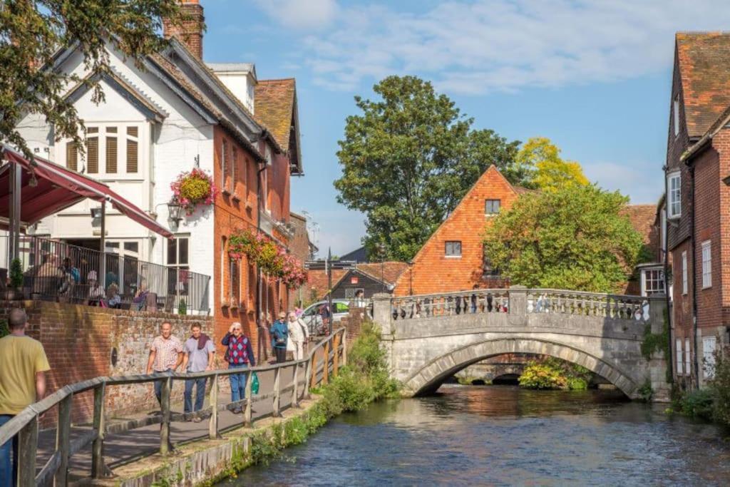 City Centre Riverside Apartment Winchester Exterior foto