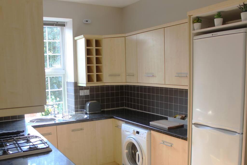 City Centre Riverside Apartment Winchester Exterior foto